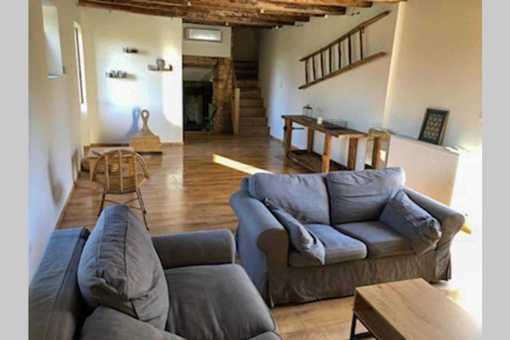 Chez Rénou et Prospérou maison typique du Sarladait Saint-Genies Extérieur photo