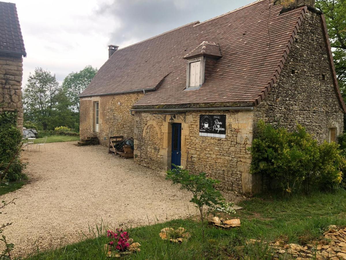 Chez Rénou et Prospérou maison typique du Sarladait Saint-Genies Extérieur photo